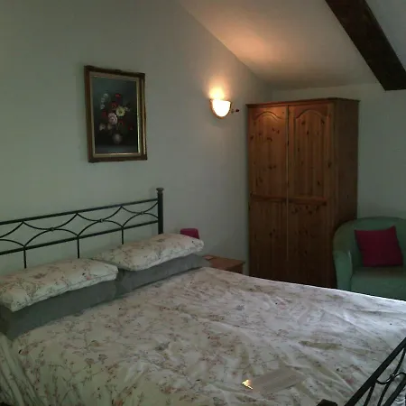 Couette-café Vallee Des Chenes D'hotes *