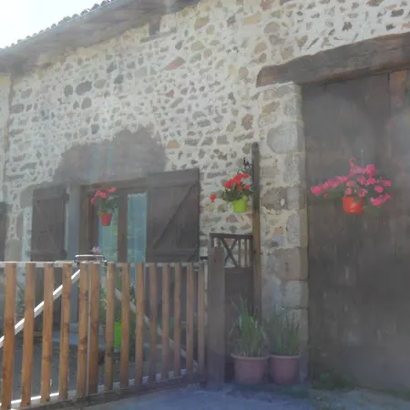 Vallee Des Chenes D'hotes Brigueuil