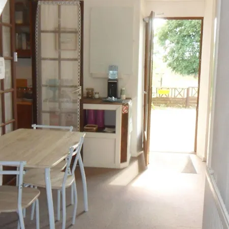 Couette-café Vallee Des Chenes D'hotes *